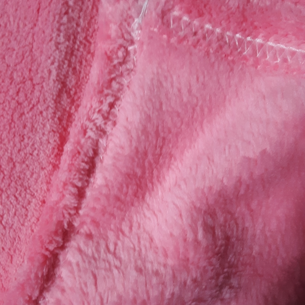 Blanket - Picture 2 of 4